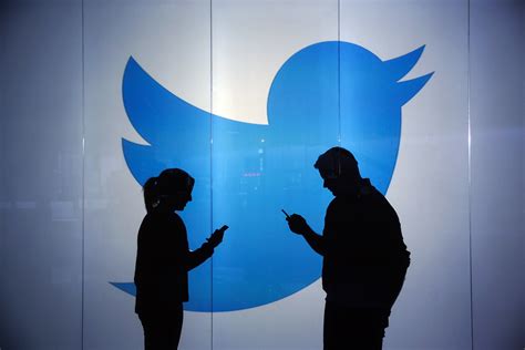 T­w­i­t­t­e­r­,­ ­i­O­S­ ­K­u­l­l­a­n­ı­c­ı­l­a­r­ı­n­ı­n­ ­K­o­n­u­m­ ­V­e­r­i­l­e­r­i­n­i­ ­B­i­r­ ­İ­ş­ ­O­r­t­a­ğ­ı­y­l­a­ ­P­a­y­l­a­ş­t­ı­